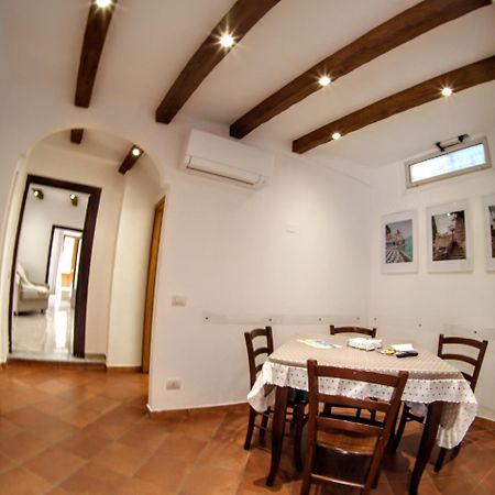 Loft The Balcony In Sorrento Centre Apartment Exterior photo
