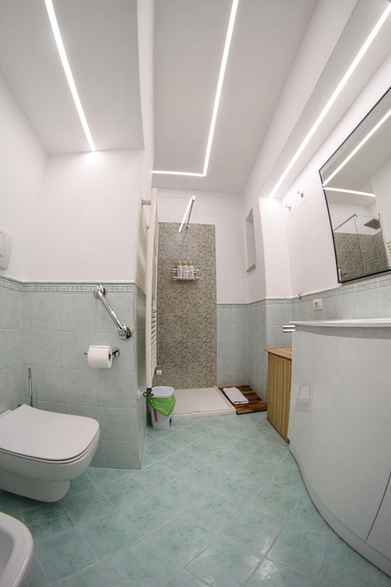 Loft The Balcony In Sorrento Centre Apartment Exterior photo